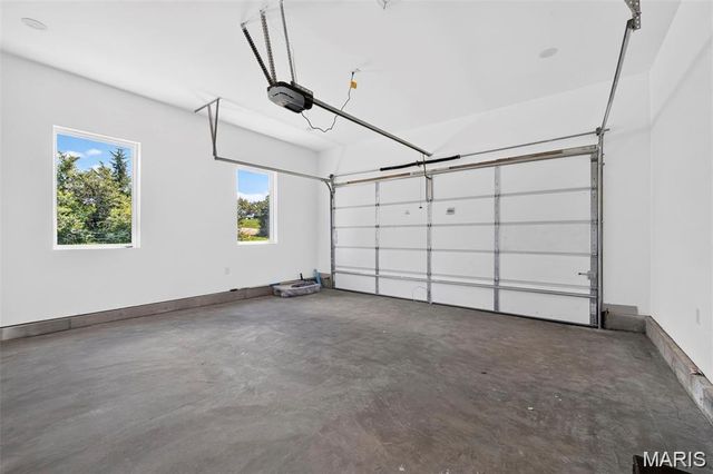 106 Highview Drive, Ballwin, MO 63011