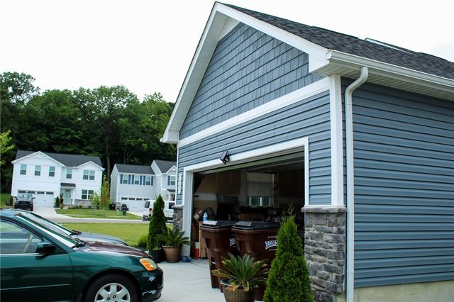5901 Cresting Drive, Middletown, OH 45005