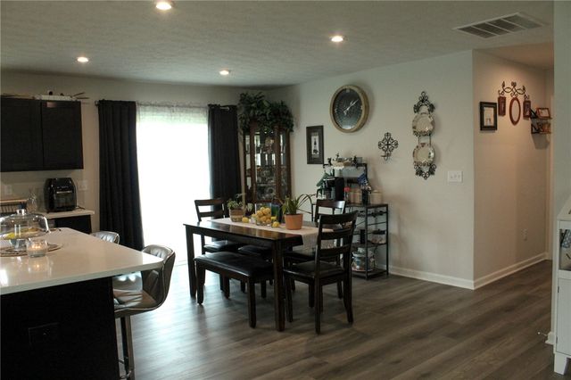 5901 Cresting Drive, Middletown, OH 45005