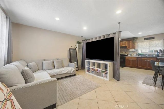 1236 N Dresden, Anaheim, CA 92801