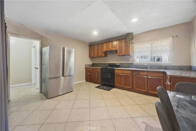 1236 N Dresden, Anaheim, CA 92801
