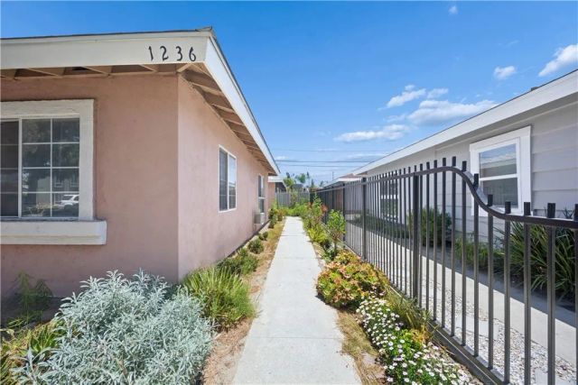1236 N Dresden, Anaheim, CA 92801