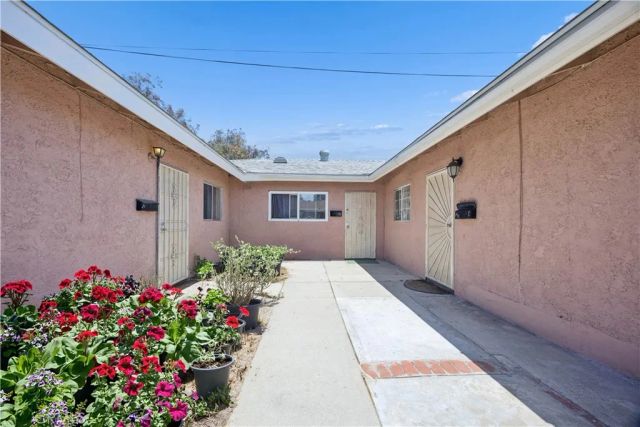 1236 N Dresden, Anaheim, CA 92801