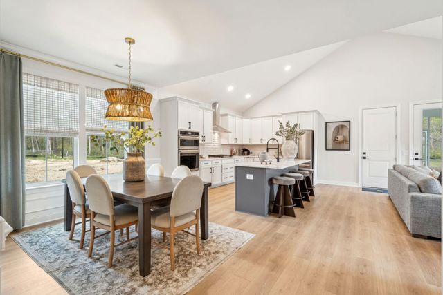 6 Cantona Drive, Summerville, SC 29483