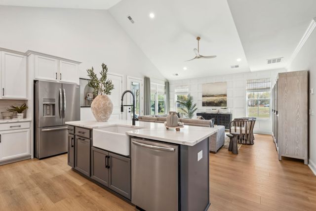 6 Cantona Drive, Summerville, SC 29483