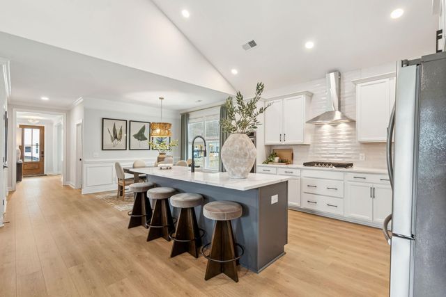 6 Cantona Drive, Summerville, SC 29483