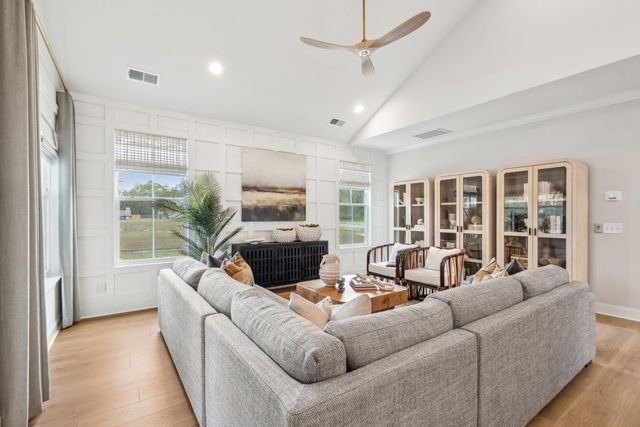 6 Cantona Drive, Summerville, SC 29483