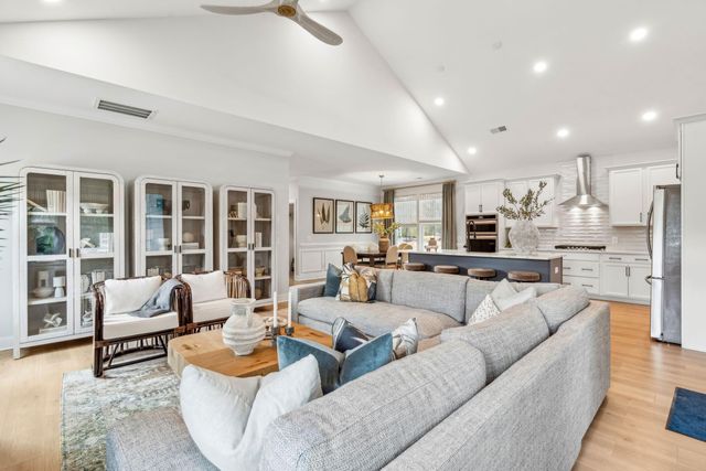 6 Cantona Drive, Summerville, SC 29483