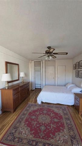 142-05 Roosevelt Avenue 602, Flushing, NY 11354