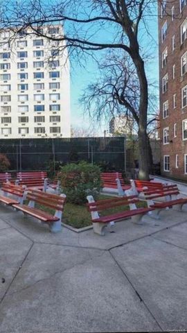 142-05 Roosevelt Avenue 602, Flushing, NY 11354