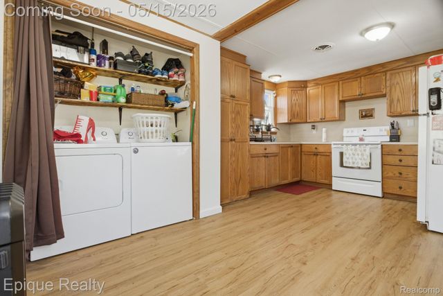 720 Washington Street, Algonac, MI 48001