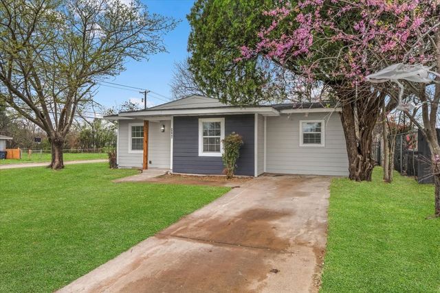 3744 S Hughes Avenue, Fort Worth, TX 76119