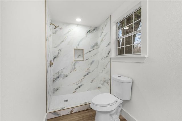 3744 S Hughes Avenue, Fort Worth, TX 76119