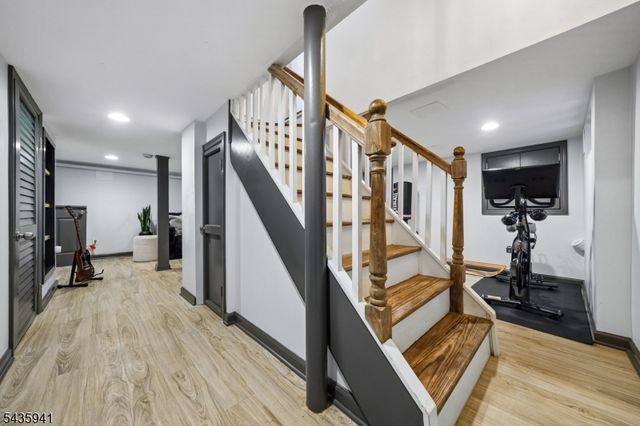 14 Evergreen Pl, Maplewood Twp., NJ 07040