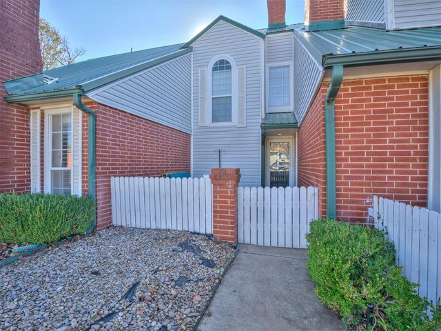 2610 Featherstone Road, Oklahoma City, OK 73120