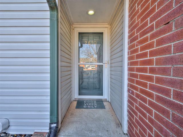 2610 Featherstone Road, Oklahoma City, OK 73120