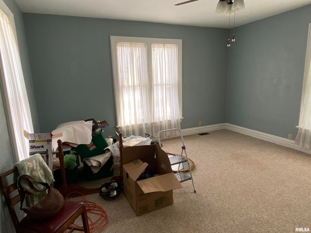 312 N 2ND Avenue, Canton, IL 61520