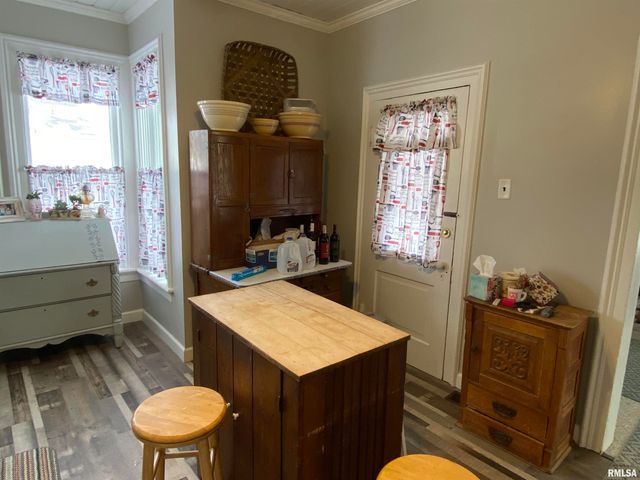 312 N 2ND Avenue, Canton, IL 61520