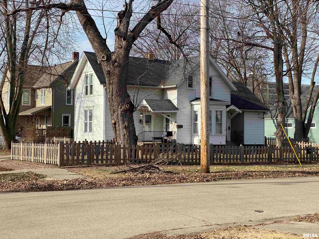 312 N 2ND Avenue, Canton, IL 61520