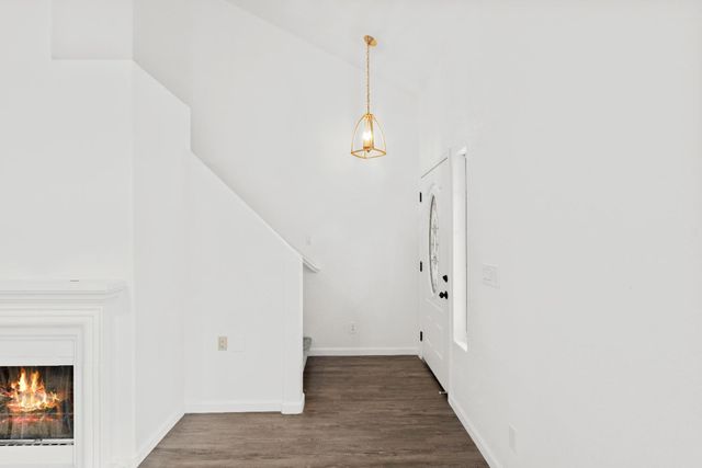 5404 Casa Grande Ave, Rocklin, CA 95677