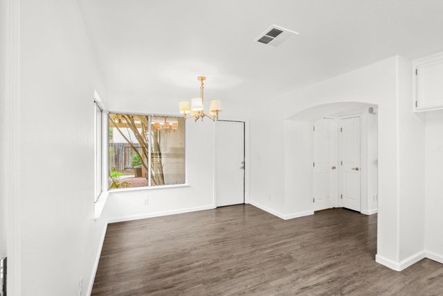 5404 Casa Grande Ave, Rocklin, CA 95677