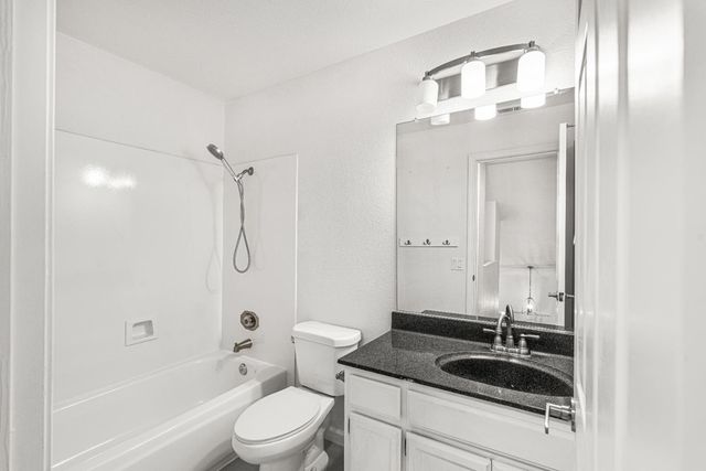 5404 Casa Grande Ave, Rocklin, CA 95677