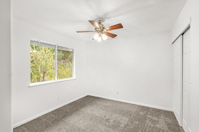 5404 Casa Grande Ave, Rocklin, CA 95677