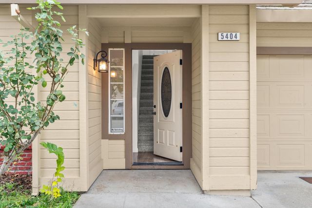 5404 Casa Grande Ave, Rocklin, CA 95677