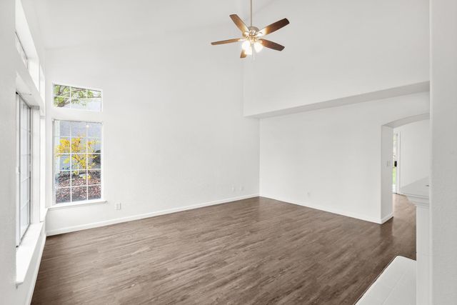 5404 Casa Grande Ave, Rocklin, CA 95677