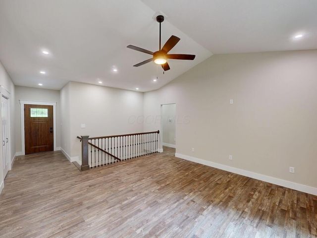 783 Crestrose Drive, Howard, OH 43028
