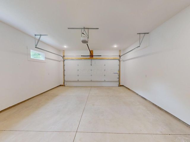 783 Crestrose Drive, Howard, OH 43028