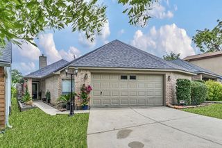 119 Fairway View Lane, Conroe, TX 77356