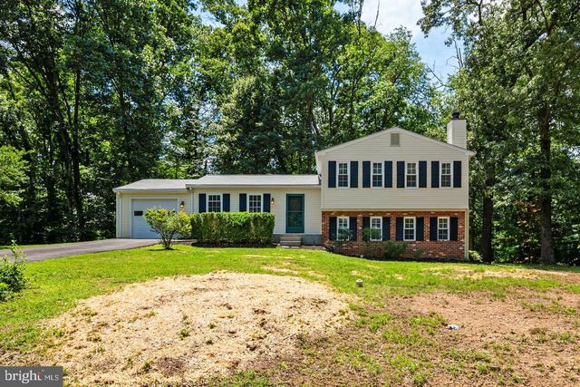 2422 IVYWOOD RD, Reston, VA 20191