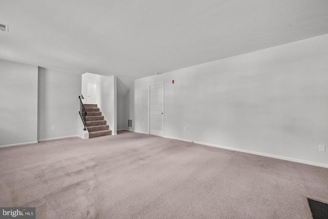 2422 IVYWOOD RD, Reston, VA 20191