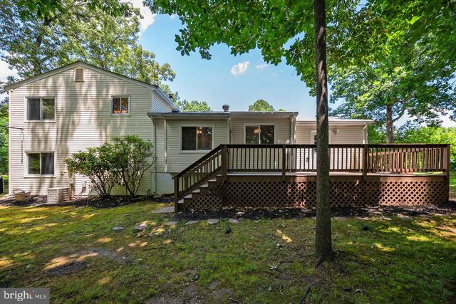 2422 IVYWOOD RD, Reston, VA 20191