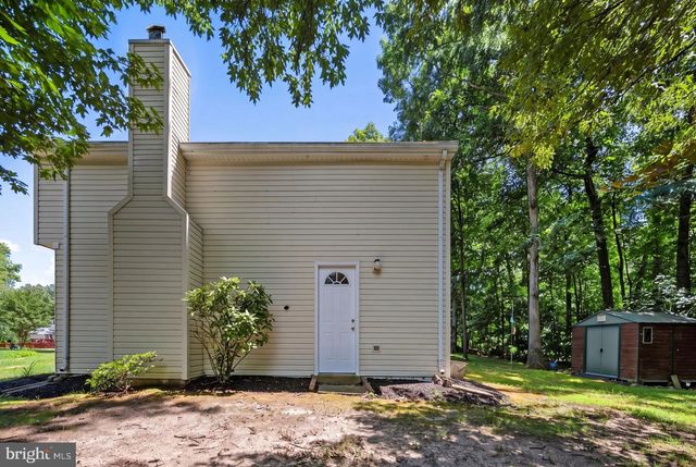 2422 IVYWOOD RD, Reston, VA 20191