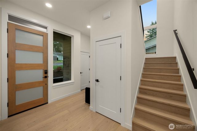 8403 NE 137th Street, Kirkland, WA 98034