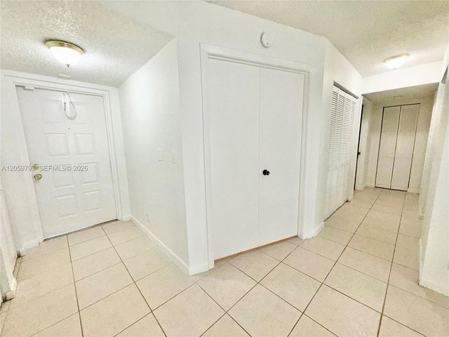 9755 Westview Drive 1217, Coral Springs, FL 33076