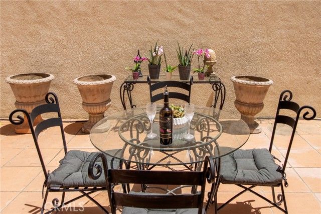 3546 Dixie Canyon, Sherman Oaks, CA 91423