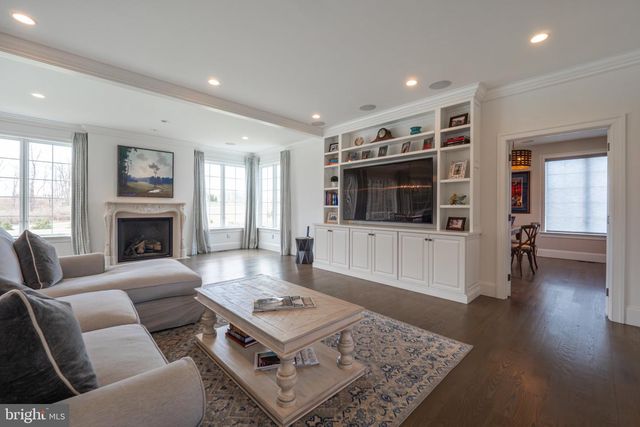 25 NEW WHITEHORSE WAY, Malvern, PA 19355