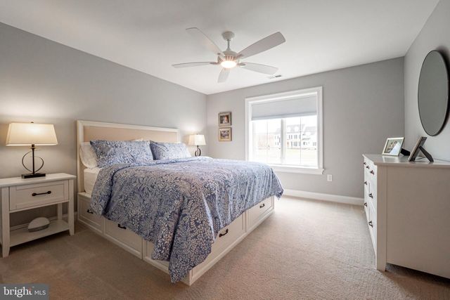 25 NEW WHITEHORSE WAY, Malvern, PA 19355