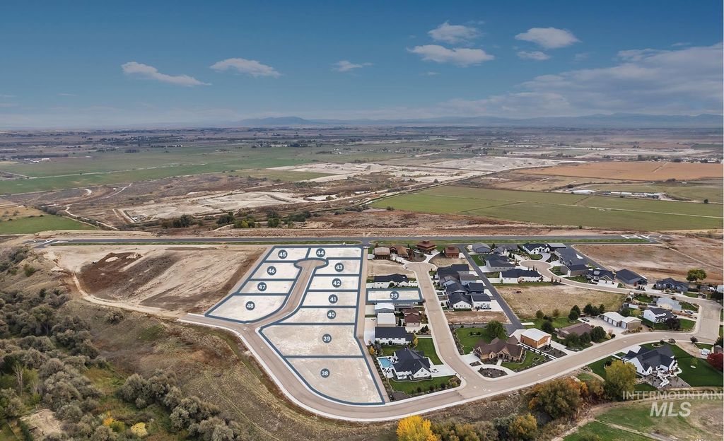 21313 Beechcraft Cir, Greenleaf, ID 83626