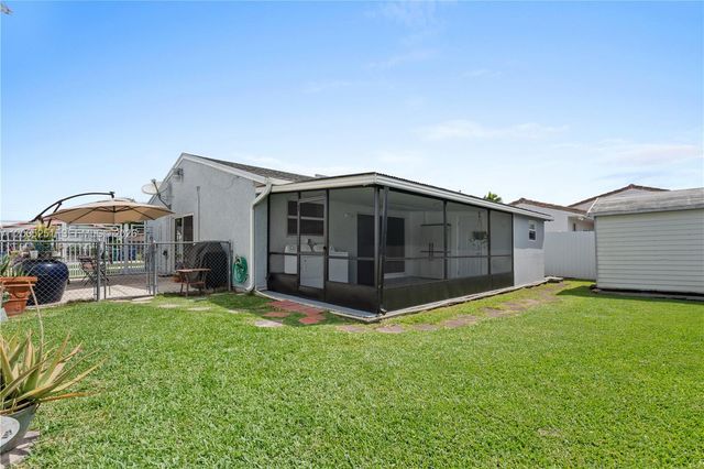 13226 NW 5th Ter, Miami, FL 33182