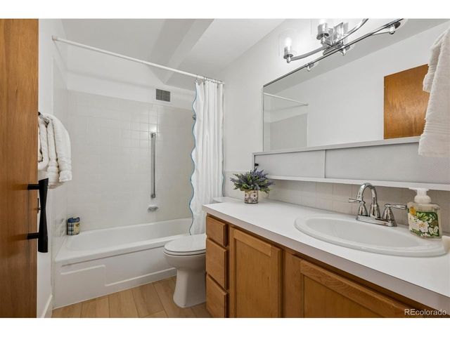 9340 E Center Ave 4A, Denver, CO 80247