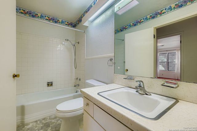 742 Winfield, Windcrest, TX 78239