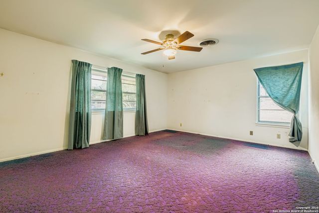 742 Winfield, Windcrest, TX 78239