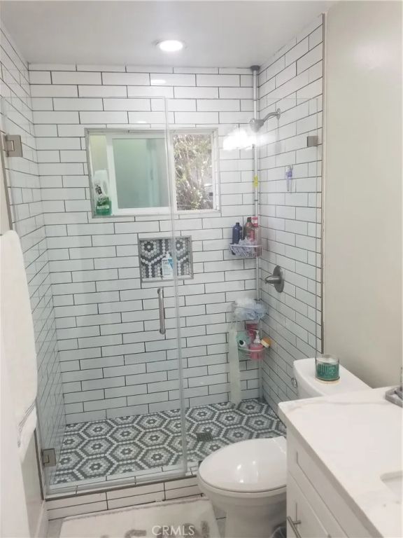 Image 12 of property listing at 11871 162nd Street, Norwalk, CA 90650