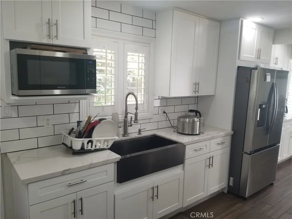 Image 19 of property listing at 11871 162nd Street, Norwalk, CA 90650