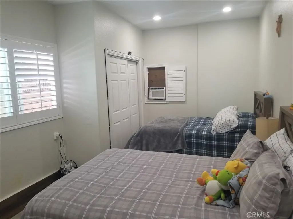 Image 20 of property listing at 11871 162nd Street, Norwalk, CA 90650