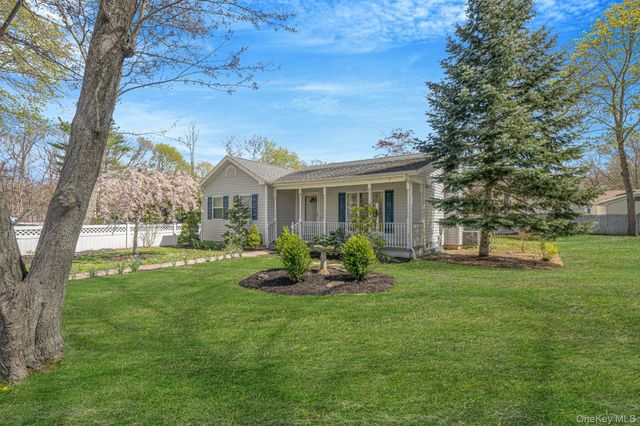 169 Woodland Drive, Mastic Beach, NY 11951
